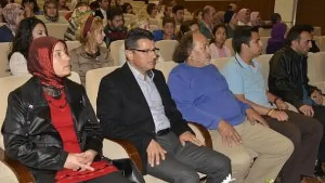 Meram'da aile eğitim seminerleri başladı