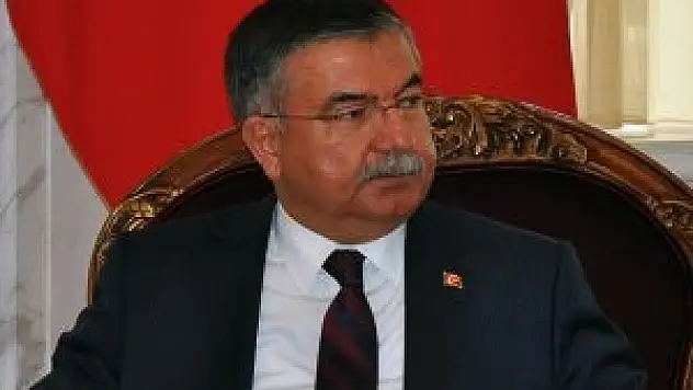 Hagel, Yılmaz ile telefonda görüştü