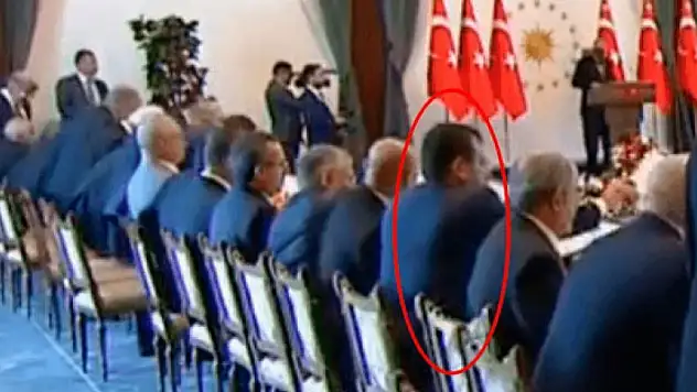 CHP'li Belediye başkanlarından büyük saygısızlık