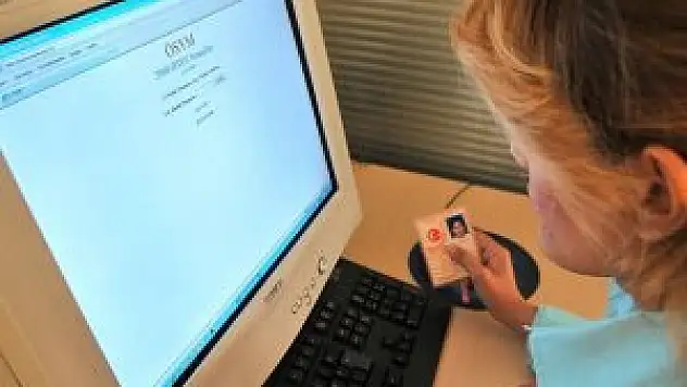 ÖSYM'den 'elektronik deneme sınavı'