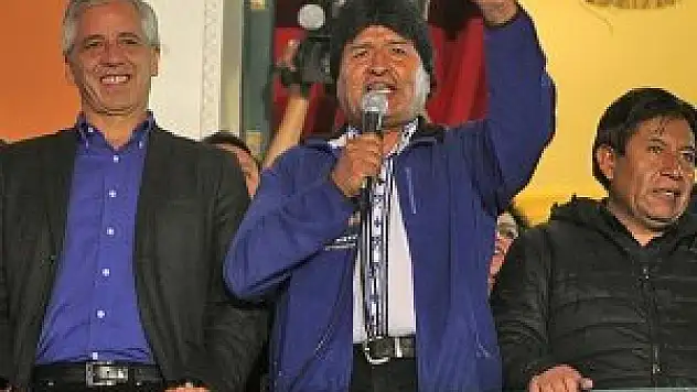 Bolivya'da Morales 3.kez devlet başkanı seçildi