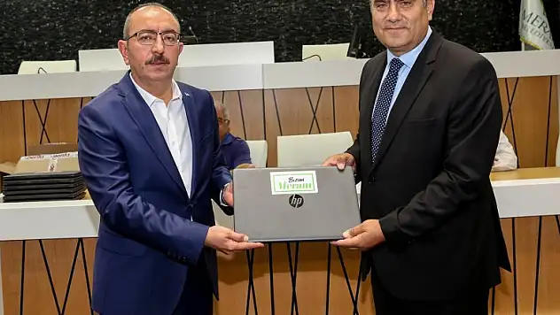 Başkan Kavuş: 'Meram'ı makamdan değil, sokaktan yönetiyoruz'