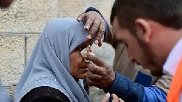 İsrail askerleri Filistinlilere saldırdı