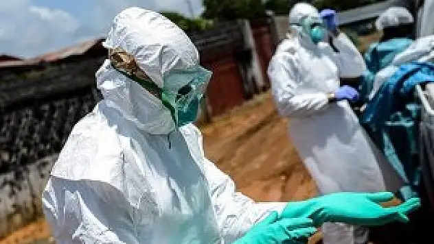 Ebola aşısının insan testleri başladı