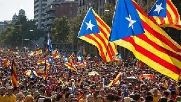 Katalonya'da bağımsızlık yanlısı girişimler