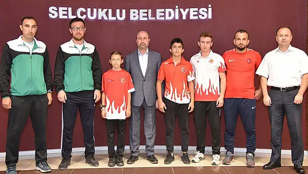 Milli Sporculardan Pekyatırmacı'ya ziyaret