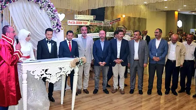 Hadim İlçe Başkanı Saffet Duran, oğlunu evlendirdi