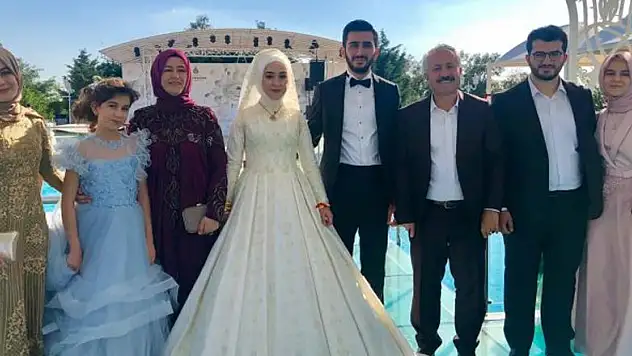 Ahmet Köseoğlu kızını evlendirdi