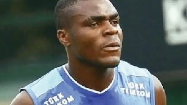 Emenike'ye çılgın teklif