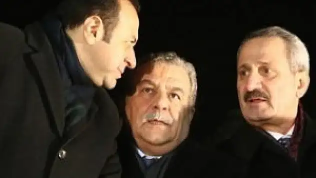 Dört bakan için iki aylık süre talebi