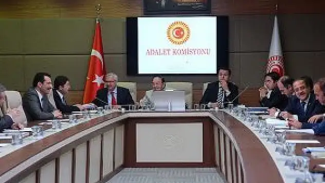 Yeni yargı paketi Salı günü komisyona gelecek