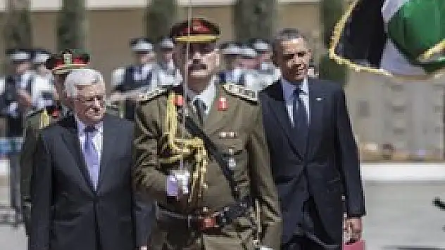 Barack Obama Ramallah'ta törenle karşılandı