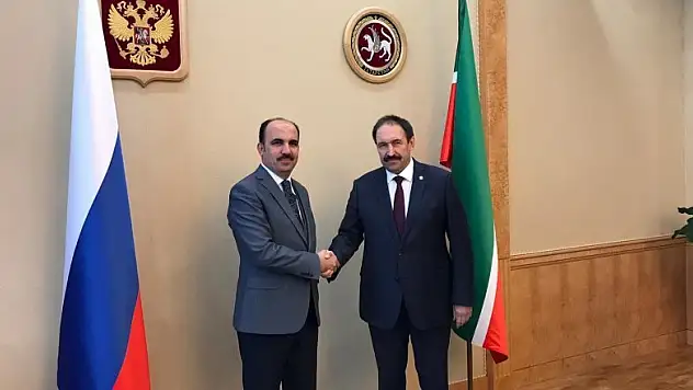 TDBB Başkanı Altay Tataristan Başbakanını ziyaret etti
