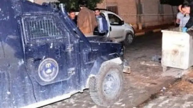 Çöp konteynerinden uzun namlulu silah çıktı