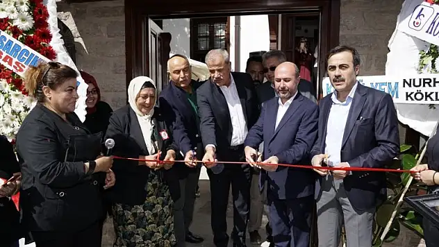 Kimya Hatun Sanat Atölyesi açıldı