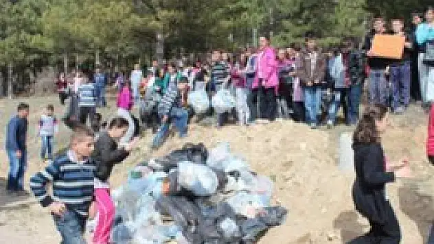 Beyşehir'de ormanlık alanda utandıran manzara