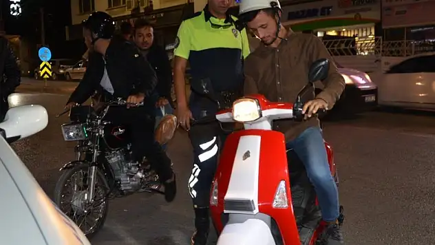 Ereğli'de polisten motosiklet uygulaması