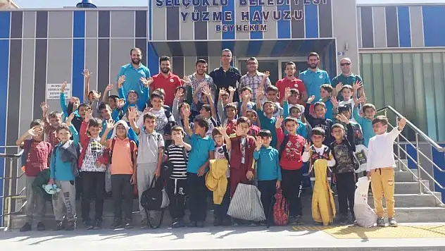Selçuklu'da '3.sınıflar yüzme öğreniyor'  projesi başladı