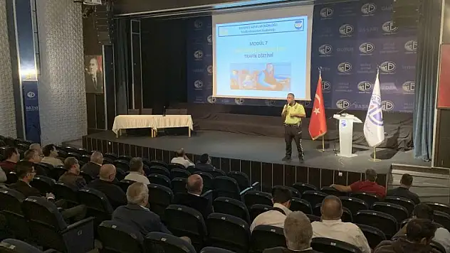 Diltaş'ta servis şoförlerine seminer verildi