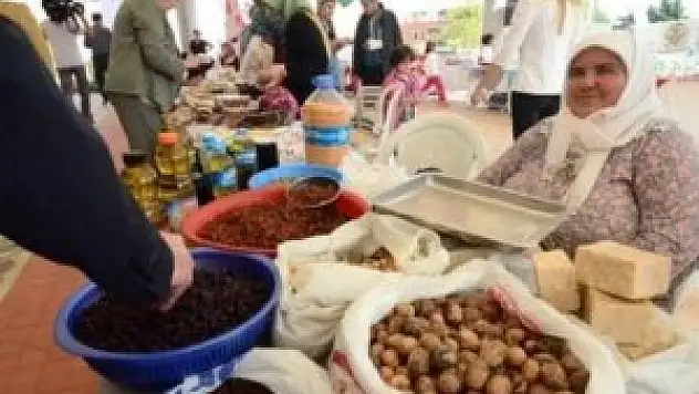 Çiftçi kadınlar üretimde öne çıkıyor