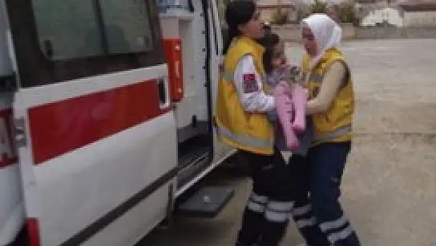 Hiçbir şeyden habersiz yürüyorlardı