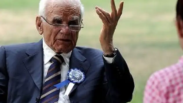 ''Yüzyılın Adamı''ndan beyinsel tespitler