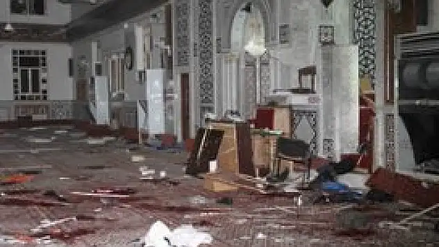 Camiye intihar saldırısı: 42 ölü