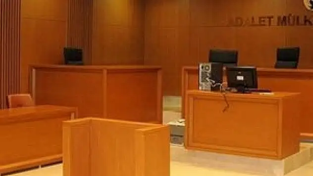 Pankart açan 18 avukat beraat etti