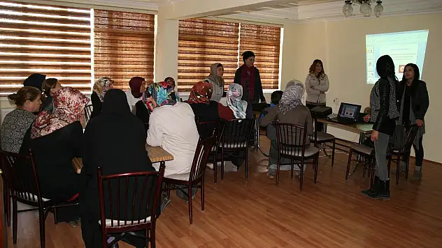 Kulu'da kadınlara kanser semineri