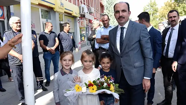 Başkan Altay  Tuzlukçu ve Akşehir'i ziyaret etti