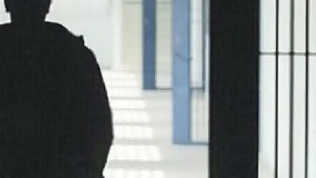 3 polis serbest bırakıldı