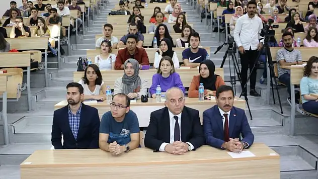 KTO Karatay'da hukuk öğrencilerine ilk ders Başkan Kılca'dan