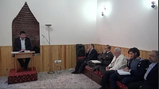 Konya'da Sırçalı Medrese Fıkıh dersleri devam ediyor