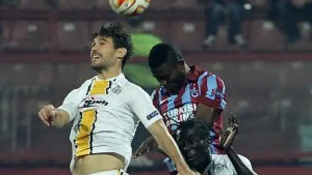 Lokeren 'Fırtına'ya kapıldı