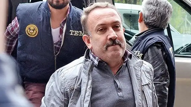 Eşine evde yok dedirtti