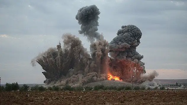 IŞİD sınır kapısını ele geçirmeye çalışıyor