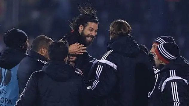 Beşiktaşlılar borsada da dört köşe