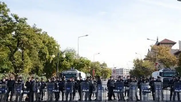 Düzenleme temel hak ve özgürlükleri genişletiyor