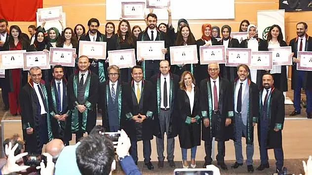 Konya Barosu'nda ruhsat töreni