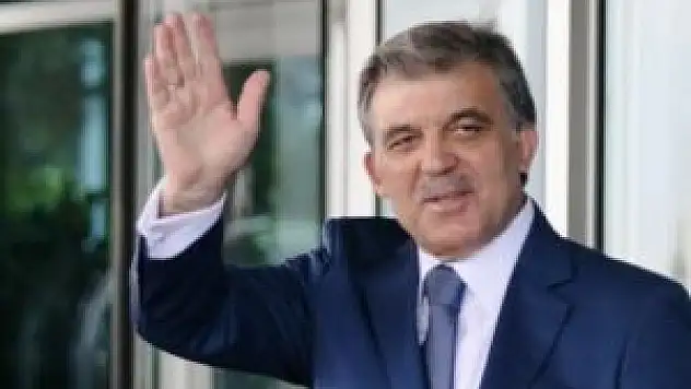 Abdullah Gül'ün peşini bırakmadılar
