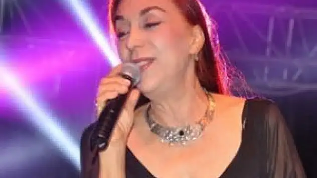 Ünlü yazardan Leman Sam'a suç duyurusu