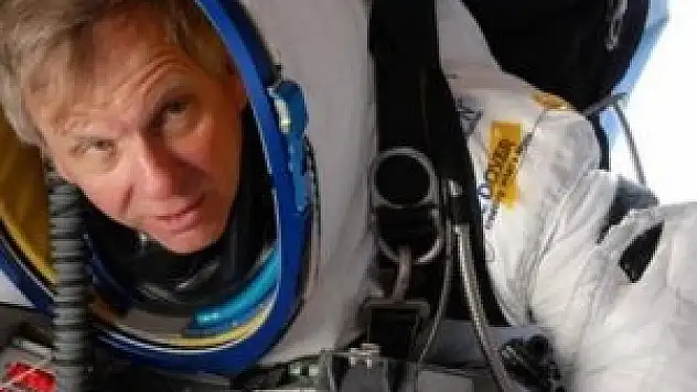 Google yöneticisi Felix'in rekorunu kırdı!