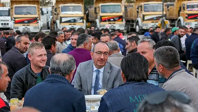 Kavuş: 'Temel düsturumuz, tevazu, ve gayretle  hizmet vermektir'