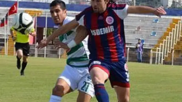 Anadolu Selçukluspor 8 kişiyle puanı kaptı!