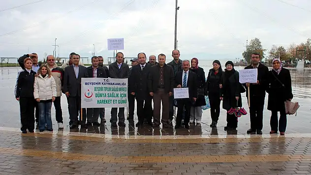 Beyşehir'de sağlıklı yaşam için yürüdüler