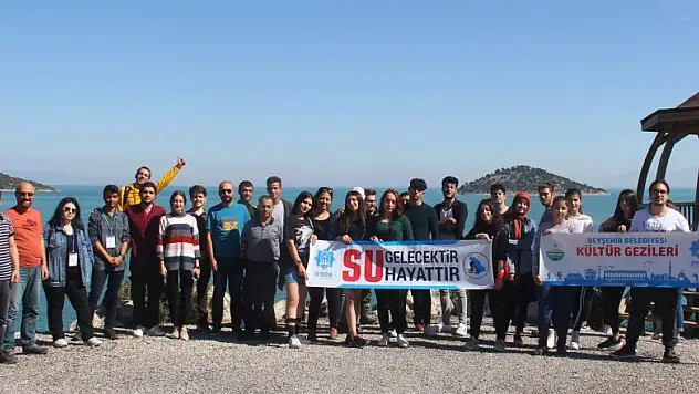 Beyşehir Belediyesi üniversite öğrencileri için kültür gezisi düzenledi