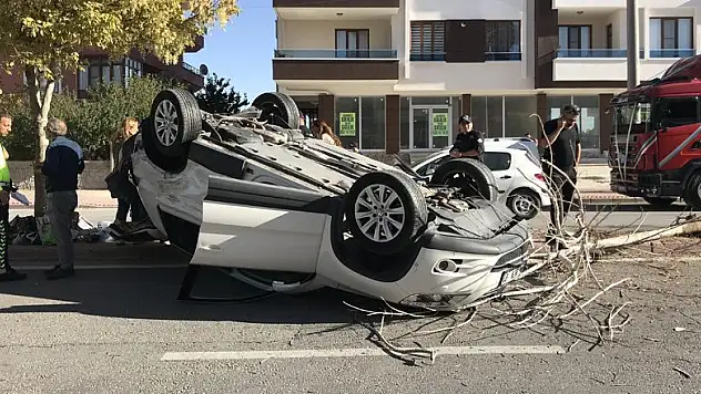 Konya'da düğün konvoyunda zincirleme kaza: 3 yaralı