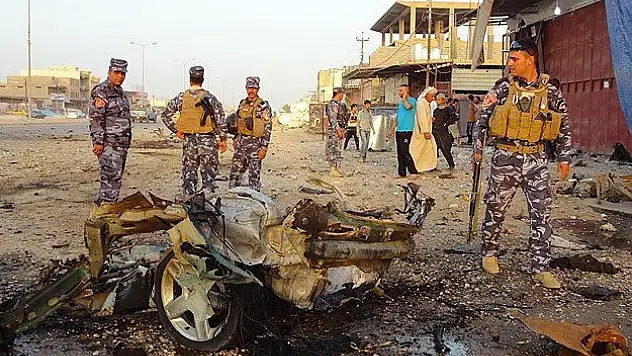 Bağdat'ta bombalı saldırı: 8 ölü, 17 yaralı