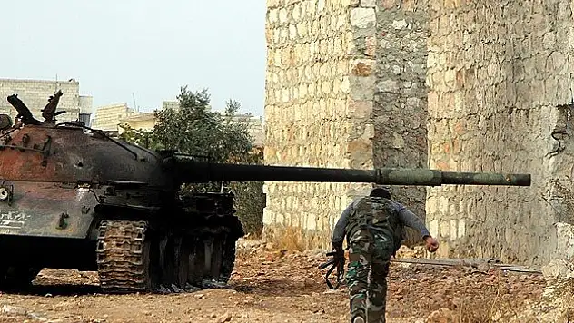 Muhalifler ile Esed güçleri çatıştı