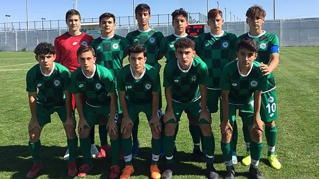 Akademide 3 galibiyet